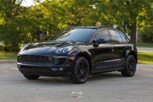 2018 porsche macan base